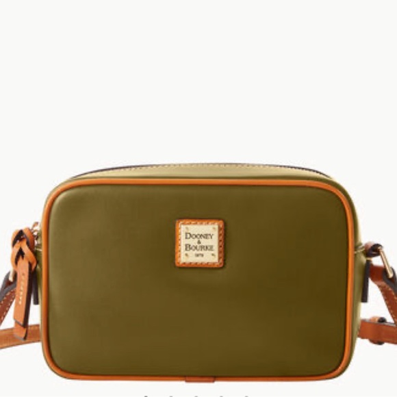 Dooney & Bourke Wexford Leather Camera Crossbody Olive - Picture 10 of 13